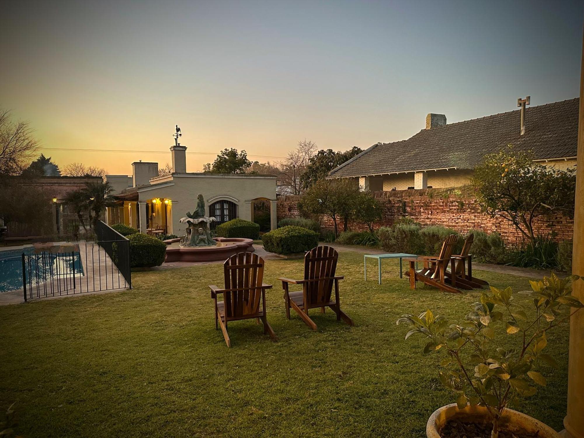 Hotel Draghi San Antonio de Areco Exterior photo